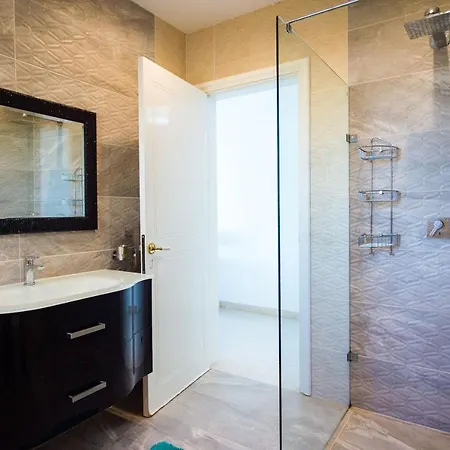 アパート Beautiful With Breathtaking Views In Swieqi By 360 Estates *